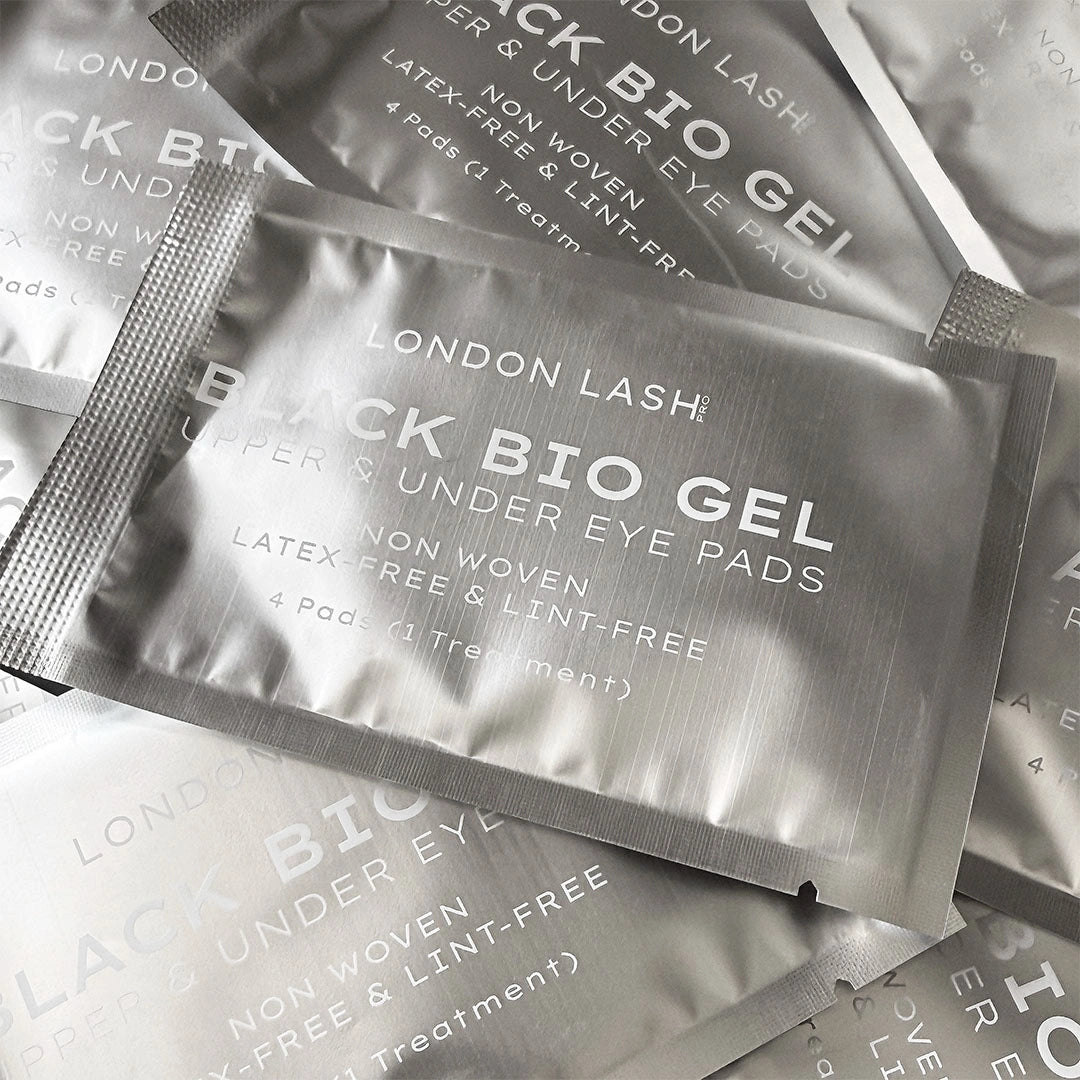 Conjunto de sobres individuales de aluminio plateado metalizado de los parches negros de biogel para párpados superiores y contorno de ojos de London Lash.